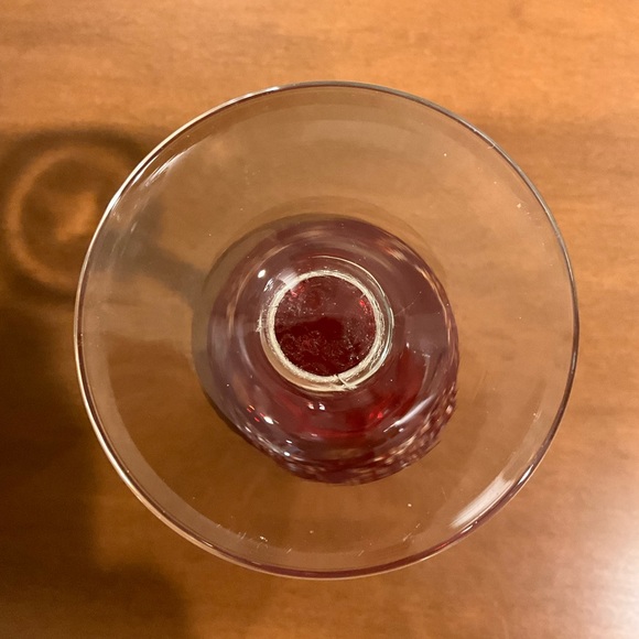 Large Red Cut to Clear Wine - Picture 5 of 6